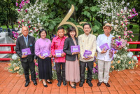 ผู้เกษียณอายุงาน/ราชการคณะศึกษาศาสตร์ มช. ร่วมพิธีมอบเกียรติบัตรและกล่าวแสดงมุทิตาจิต แก่ข้าราชการ พนักงานมหาวิทยาลัย ลูกจ้างประจำ และพนักงานส่วนงานที่เกษียณอายุราชการ ประจำปี 2567