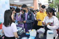 คณะศึกษาศาสตร์ มช. ร่วมจัดนิทรรศการแนะแนวการศึกษา ในนิทรรศการตลาดนัดหลักสูตรอุดมศึกษา ครั้งที่ 26