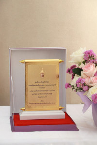 ผู้บริหาร คณาจารย์ เจ้าหน้าที่คณะศึกษาศาสตร์ มช. และโรงเรียนสาธิตมหาวิทยาลัยเชียงใหม่ ร่วมแสดงความยินดีแด่ รองศาสตราจารย์ ดร. เกียรติสุดา ศรีสุข ในโอกาสเข้ารับ โล่รางวัลพระราชทานอาจารย์ดีเด่นแห่งชาติ สาขาสังคมศาสตร์ ประจำปี พ.ศ. 2567 (ปอมท.)