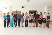 ผู้บริหาร คณาจารย์ เจ้าหน้าที่คณะศึกษาศาสตร์ มช. และโรงเรียนสาธิตมหาวิทยาลัยเชียงใหม่ ร่วมแสดงความยินดีแด่ รองศาสตราจารย์ ดร. เกียรติสุดา ศรีสุข ในโอกาสเข้ารับ โล่รางวัลพระราชทานอาจารย์ดีเด่นแห่งชาติ สาขาสังคมศาสตร์ ประจำปี พ.ศ. 2567 (ปอมท.)