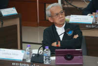ผู้บริหารคณะศึกษาศาสตร์ และคณะผู้วิจัย ให้การต้อนรับคณะกรรมการติดตามประเมินผลโครงการจากกองทุนพัฒนาสื่อปลอดภัยและสร้างสรรค์ 