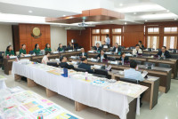 ผู้บริหารคณะศึกษาศาสตร์ และคณะผู้วิจัย ให้การต้อนรับคณะกรรมการติดตามประเมินผลโครงการจากกองทุนพัฒนาสื่อปลอดภัยและสร้างสรรค์ 