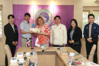 ผู้บริหารให้การต้อนรับอาจารย์และนักศึกษาจาก Tohoku Gakuin University ประเทศญี่ปุ่น ในโอกาสเข้าหารือรายละเอียดของการส่งนักศึกษาระดับ ป.ตรี มาเป็นผู้ช่วยสอนใน รร.สาธิตฯ