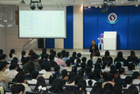 ดุษฎีบัณฑิต มหาบัณฑิต และบัณฑิตคณะศึกษาศาสตร์ มช. ร่วมฝึกซ้อมพิธีพระราชทานปริญญาบัตร มหาวิทยาลัยเชียงใหม่ ครั้งที่ 59