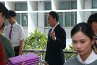 ดุษฎีบัณฑิต มหาบัณฑิต และบัณฑิตคณะศึกษาศาสตร์ มช. ร่วมฝึกซ้อมพิธีพระราชทานปริญญาบัตร มหาวิทยาลัยเชียงใหม่ ครั้งที่ 59