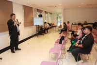 ผู้บริหารและอาจารย์คณะศึกษาศาสตร์ มช. เป็นวิทยากรในกิจกรรม { Workshop เริ่มต้นไม่ยาก กับการประเมินคุณภาพด้วย Rubric }