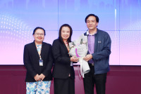 คณะศึกษาศาสตร์ มช. ขอแสดงความยินดีกับอาจารย์ต้นแบบมหาวิทยาลัยเชียงใหม่ ประจำปี 2025