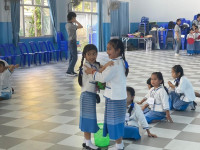 ชมรมพุทธศิลป์ศึกษาและประเพณี ศึกษาศาสตร์ มช. จัดกิจกรรมอุ่นไอรัก ณ โรงเรียนบ้านโป่งน้อย  