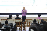 การทำสัญญามอบตัวนักเรียน เพื่อเข้าศึกษาต่อในระดับชั้นมัธยมศึกษาปีที่ 4 โครงการ วมว.-มช. ปีการศึกษา 2568