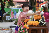 สรงน้ำพระพุทธปัญญาธรรม 2568