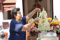สรงน้ำพระพุทธปัญญาธรรม 2568