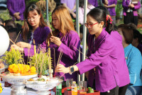 รดน้ำดำหัวอธิการบดี และ คณาจารย์อาวุโสของคณะฯ