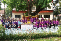 รดน้ำดำหัวอธิการบดี และ คณาจารย์อาวุโสของคณะฯ