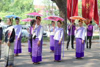 รดน้ำดำหัวอธิการบดี และ คณาจารย์อาวุโสของคณะฯ