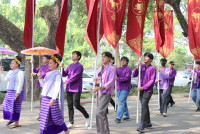 รดน้ำดำหัวอธิการบดี และ คณาจารย์อาวุโสของคณะฯ