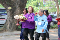 รดน้ำดำหัวอธิการบดี และ คณาจารย์อาวุโสของคณะฯ