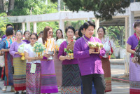 รดน้ำดำหัวอธิการบดี และ คณาจารย์อาวุโสของคณะฯ