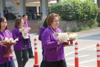 รดน้ำดำหัวอธิการบดี และ คณาจารย์อาวุโสของคณะฯ