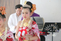 รดน้ำดำหัวอธิการบดี และ คณาจารย์อาวุโสของคณะฯ