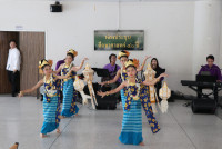 รดน้ำดำหัวอธิการบดี และ คณาจารย์อาวุโสของคณะฯ