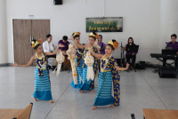 รดน้ำดำหัวอธิการบดี และ คณาจารย์อาวุโสของคณะฯ
