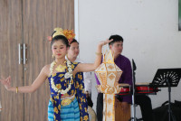 รดน้ำดำหัวอธิการบดี และ คณาจารย์อาวุโสของคณะฯ
