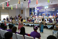 รดน้ำดำหัวอธิการบดี และ คณาจารย์อาวุโสของคณะฯ