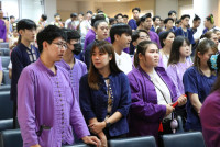 รดน้ำดำหัวอธิการบดี และ คณาจารย์อาวุโสของคณะฯ