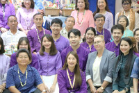 รดน้ำดำหัวอธิการบดี และ คณาจารย์อาวุโสของคณะฯ