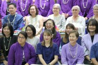 รดน้ำดำหัวอธิการบดี และ คณาจารย์อาวุโสของคณะฯ