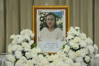 ผู้บริหาร คณาจารย์ และบุคลากร คณะศึกษาศาสตร์ มช. ร่วมงานบำเพ็ญกุศลสวดอภิธรรม และฌาปนกิจศพ คุณแม่รัตนา อินต๊ะปั๋น 