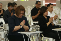 ผู้บริหาร คณาจารย์ และบุคลากร คณะศึกษาศาสตร์ มช. ร่วมงานบำเพ็ญกุศลสวดอภิธรรม และฌาปนกิจศพ คุณแม่รัตนา อินต๊ะปั๋น 