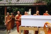 ผู้บริหาร คณาจารย์ และบุคลากร คณะศึกษาศาสตร์ มช. ร่วมงานบำเพ็ญกุศลสวดอภิธรรม และฌาปนกิจศพ คุณแม่รัตนา อินต๊ะปั๋น 
