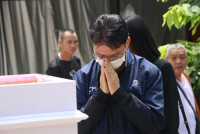 ผู้บริหาร คณาจารย์ และบุคลากร คณะศึกษาศาสตร์ มช. ร่วมงานบำเพ็ญกุศลสวดอภิธรรม และฌาปนกิจศพ คุณแม่รัตนา อินต๊ะปั๋น 