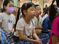 ละอ่อนสาธิตฮ่วมใจ๋บำเพ็ญประโยชน์ ณ วัดฝายหิน ปีการศึกษา 2568
