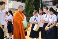 วันครบรอบ รร 25568