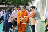 วันครบรอบ รร 25568
