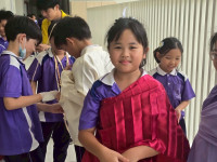 การแต่งกายประกอบการแสดงนาฏศิลป์พื้นเมือง 