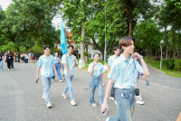 ผู้บริหารคณะศึกษาศาสตร์ มช. ร่วมให้การต้อนรับนักศึกษาใหม่มหาวิทยาลัยเชียงใหม่ รหัส 68 ที่เข้าร่วมกิจกรรมประเพณีรับน้องรถไฟ ปี 2568