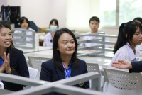 รร.ดำรงราษฎร์สงเคราะห์ ดูงานห้องสมุด