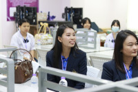 รร.ดำรงราษฎร์สงเคราะห์ ดูงานห้องสมุด