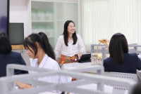 รร.ดำรงราษฎร์สงเคราะห์ ดูงานห้องสมุด