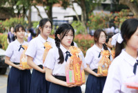 ถวายเทียนพรรษา 2568