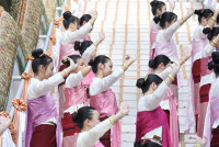 ถวายเทียนพรรษา 2568