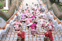 ถวายเทียนพรรษา 2568