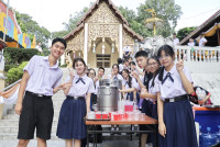 ถวายเทียนพรรษา 2568