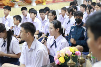 ถวายเทียนพรรษา 2568