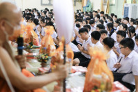 ถวายเทียนพรรษา 2568