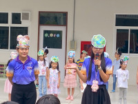 กิจกรรมหน้าเสาธง หัวข้อ Smart Go Green