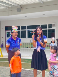 กิจกรรมหน้าเสาธง หัวข้อ Smart Go Green